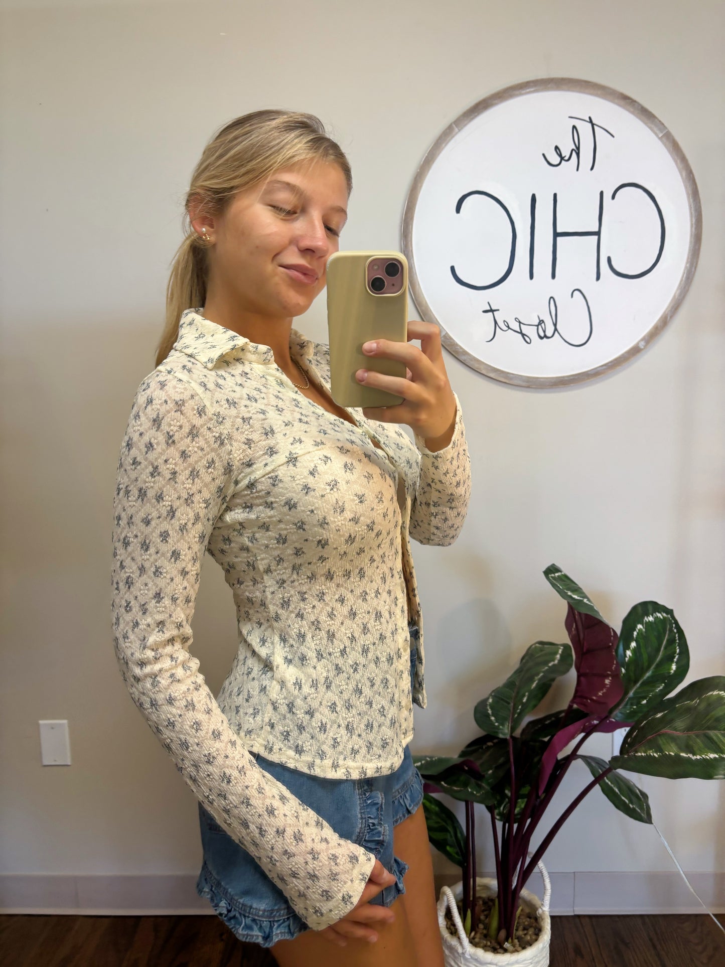Porcelain Button Top