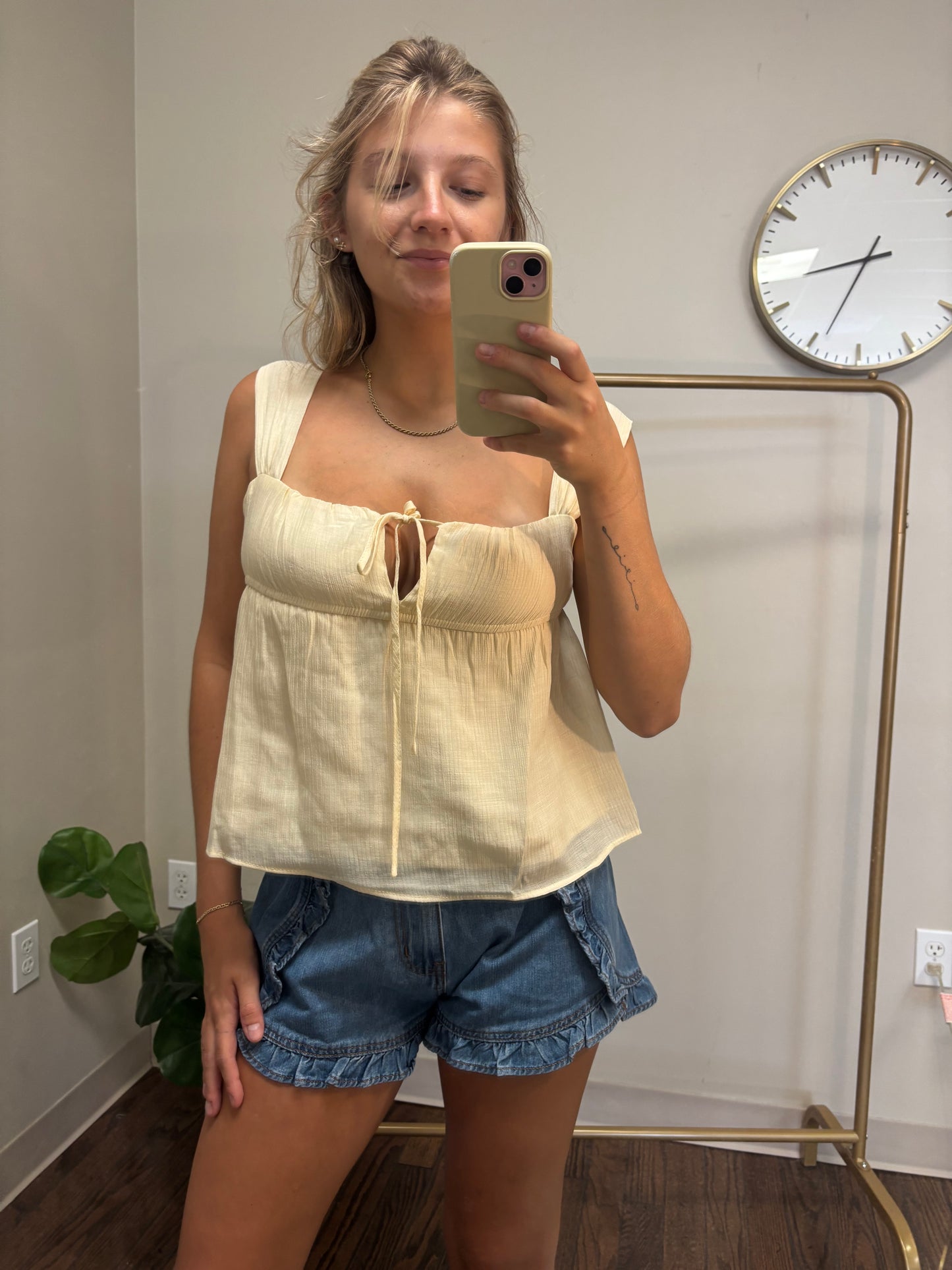 Yella Tank