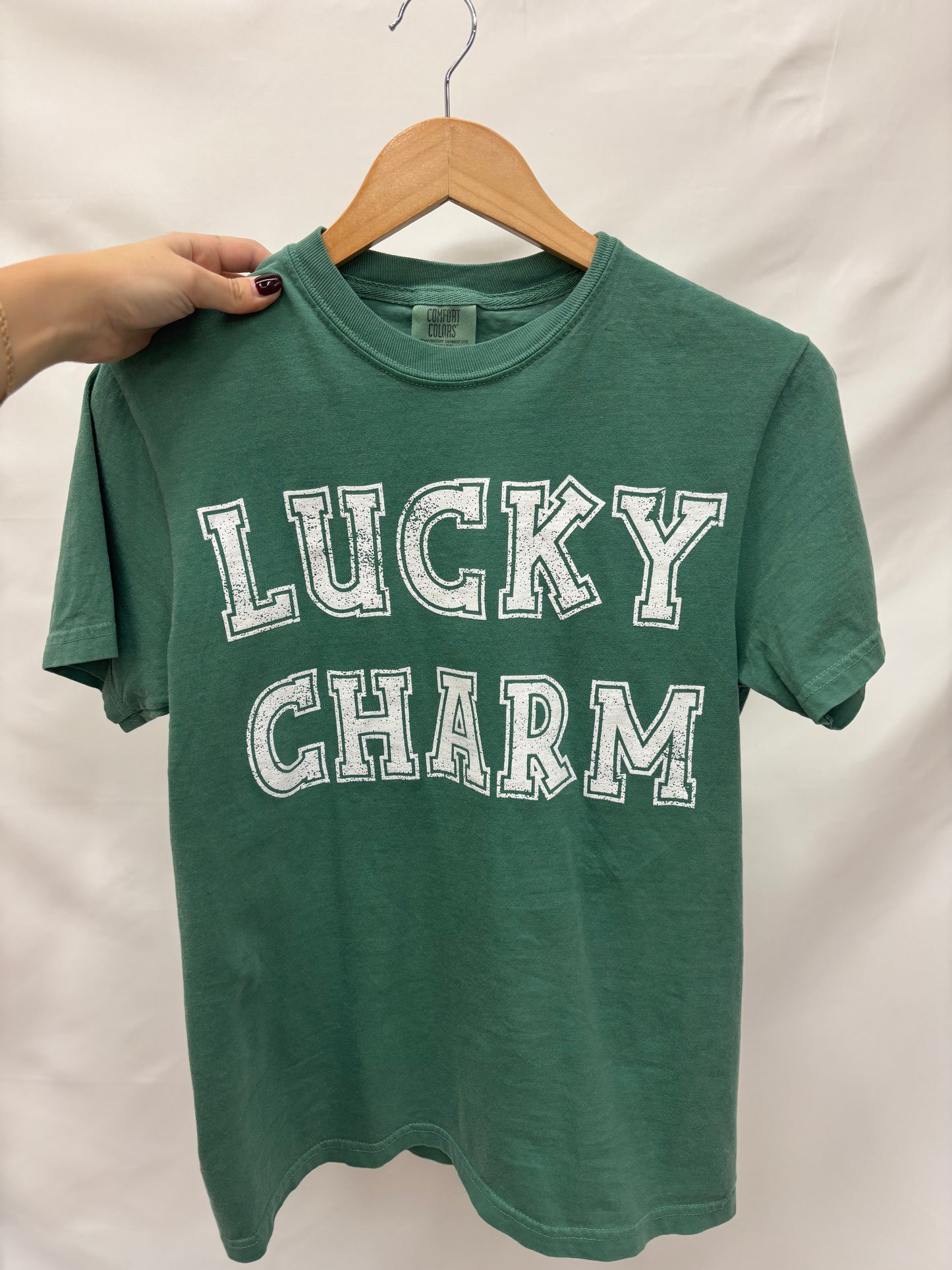 LUCKY CHARM tee