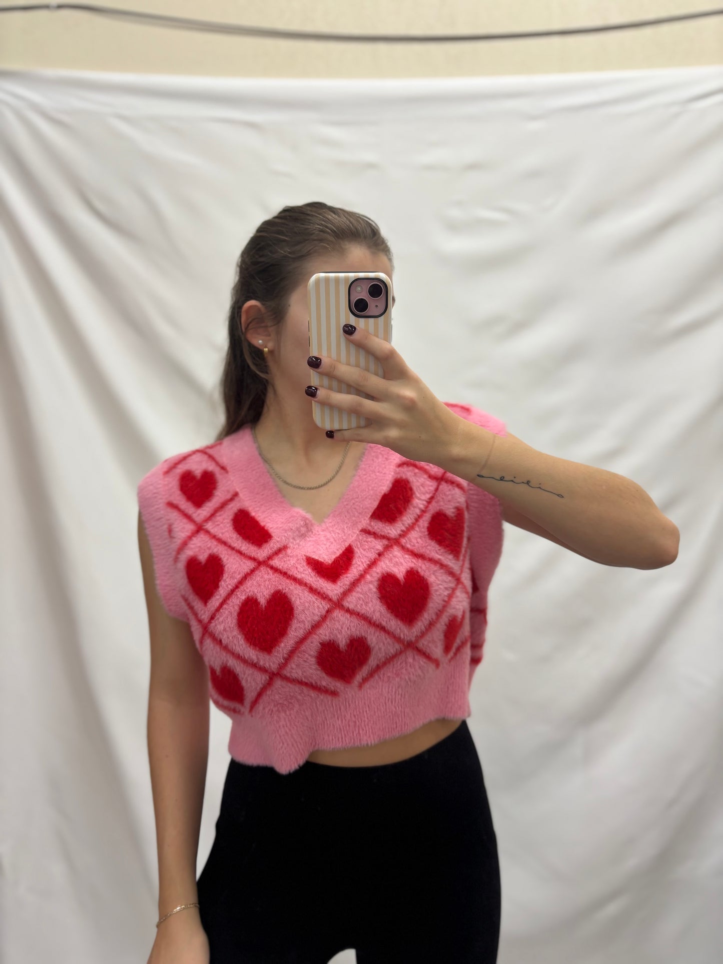 FUZZY HEART sweater vest